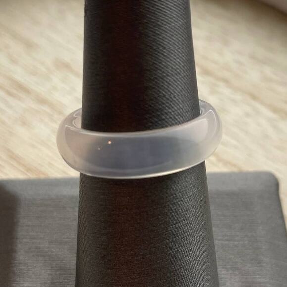 White Agate Crystal Ring Size 7 - #7 - Picture 2 of 4